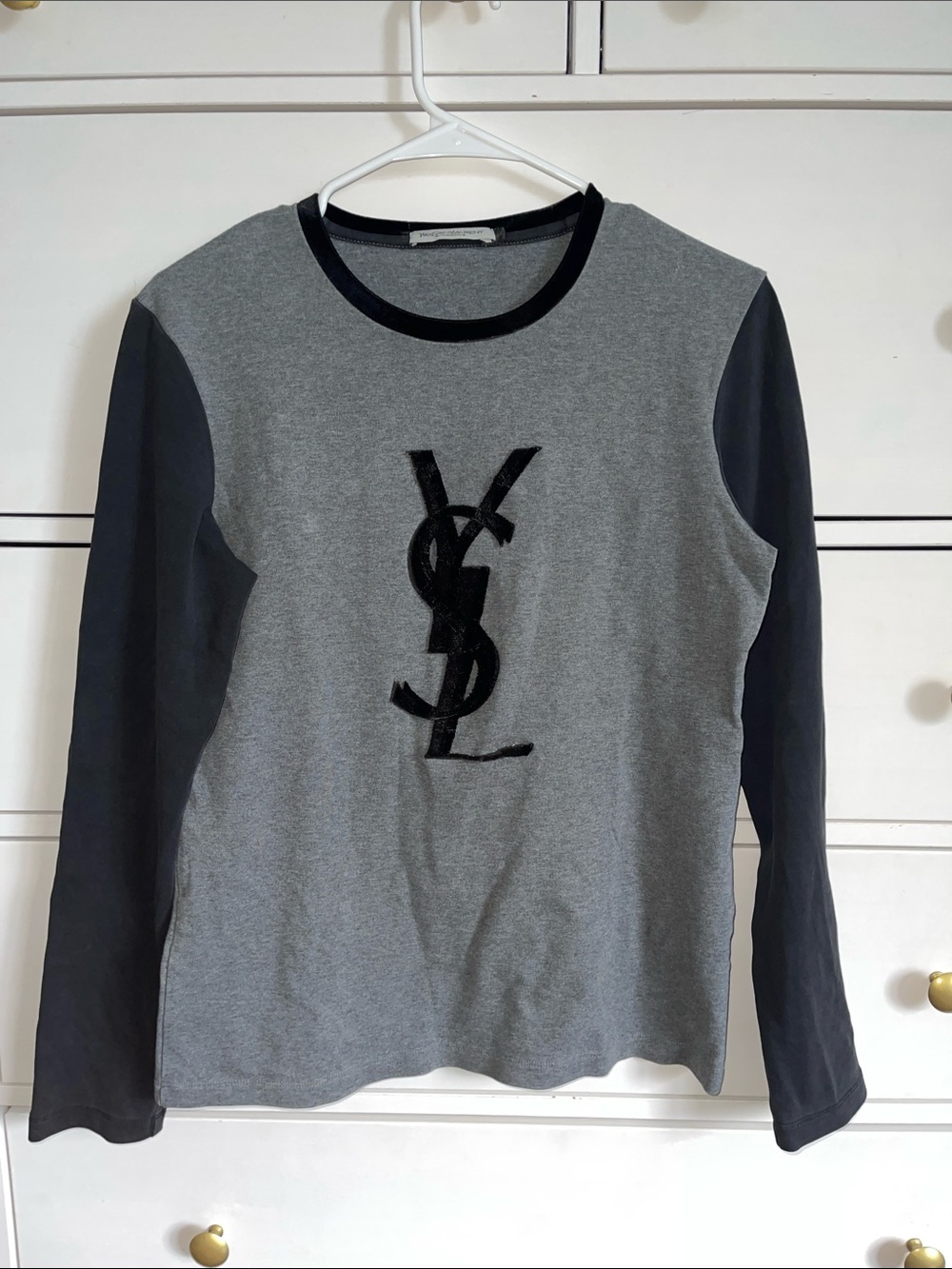 Vintage Saint Laurent Gray Body Black Sleeve Velvet YSL Logo Long Sleeve (New)